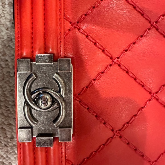 Brand new medium Chanel boy bag. 100% authentic with original card and box - Picture 8 of 8